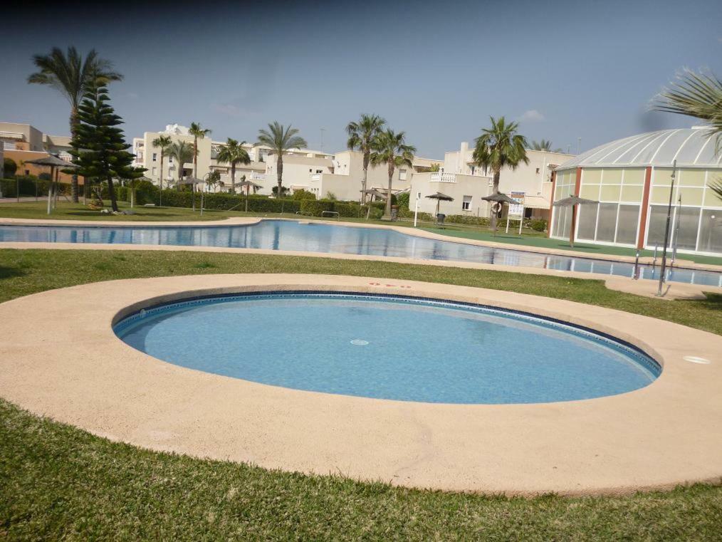Bahia De Vera Estudio Luaran gambar